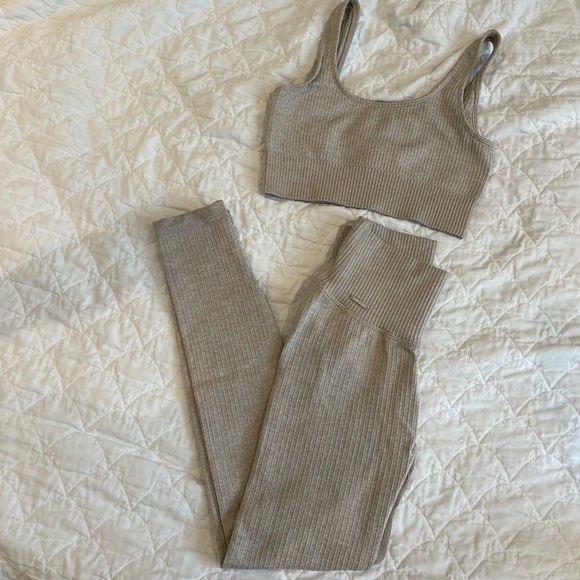 Aim’n Ribbed Set - Picture 6 of 13